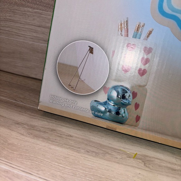 Ashland LED Neon Mirror - Blue and Silver - Picture 4 of 6